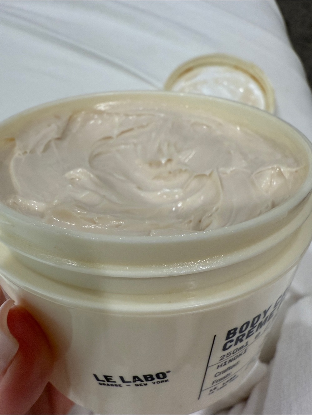 Le Labo Hinoki Body Cream - Off-White Jar - Picture 6 of 7